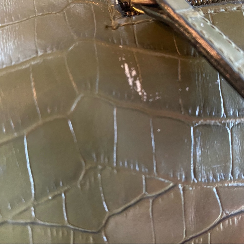 Vintage Bueno faux alligator purse - Picture 3 of 7
